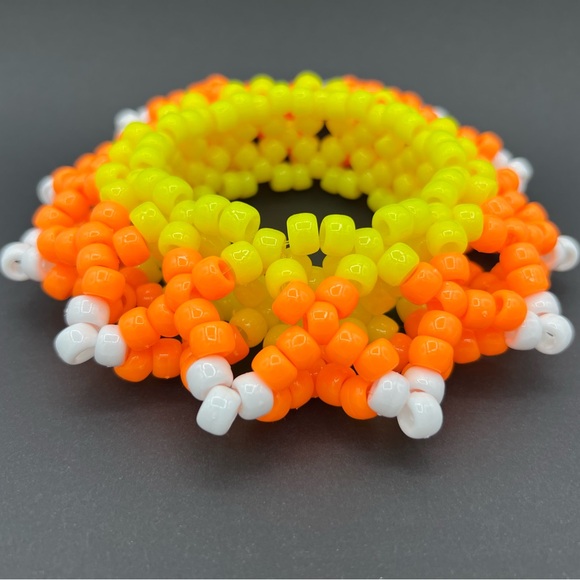 🎃Halloween🎃 “Candy Corn” Cuff - Picture 4 of 11